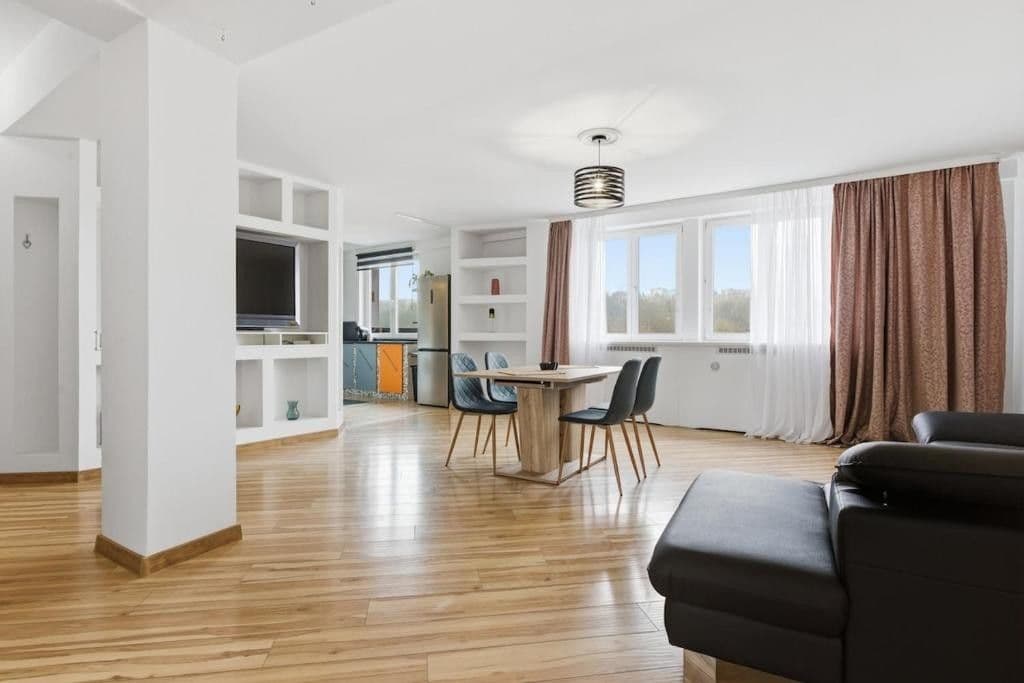 Prodej bytu 2+kk 86 m², Horova, Karlovy Vary, Karlovarský kraj Prodej bytu 2+kk 86 m², Horova, Karlovy Vary, Karlovarský kraj