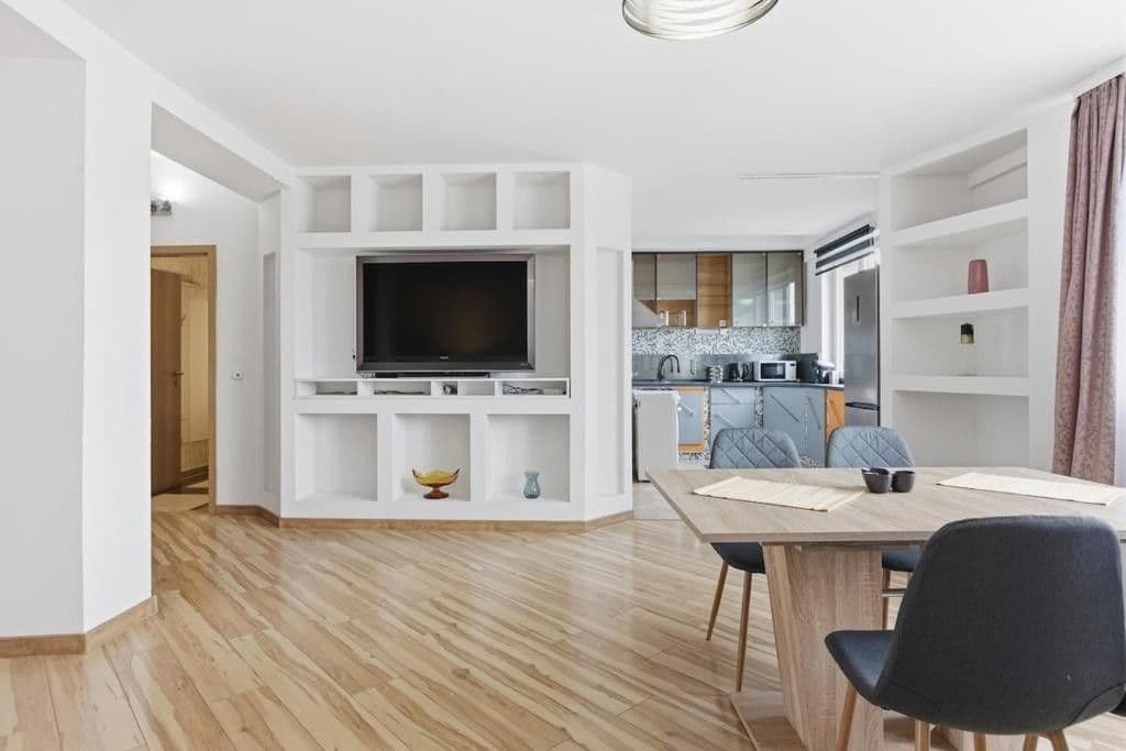 Prodej bytu 2+kk 86 m², Horova, Karlovy Vary, Karlovarský kraj Prodej bytu 2+kk 86 m², Horova, Karlovy Vary, Karlovarský kraj