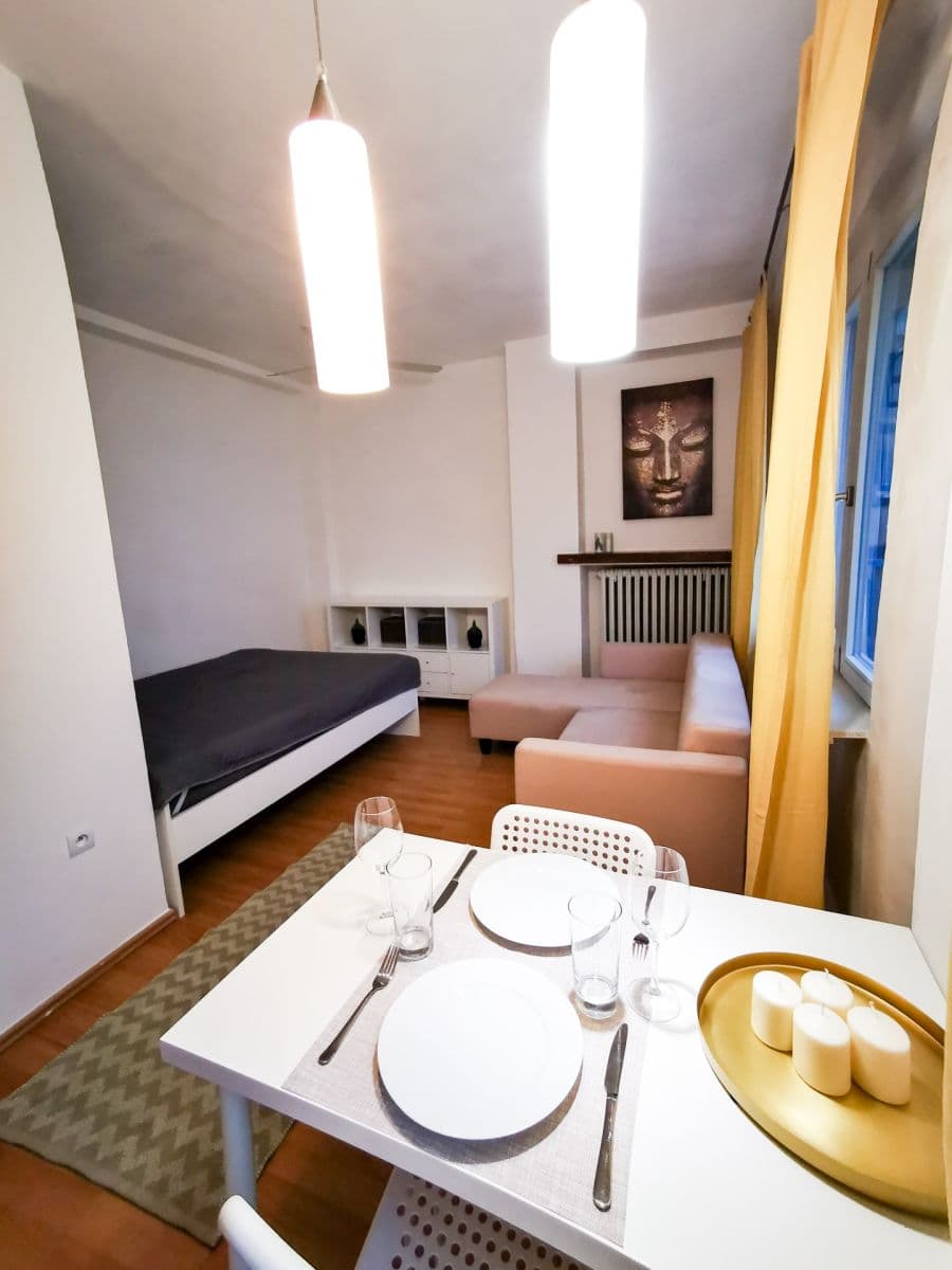 Pronájem bytu 1+kk 27 m², Za Poříčskou bránou, Praha, Praha Pronájem bytu 1+kk 27 m², Za Poříčskou bránou, Praha, Praha