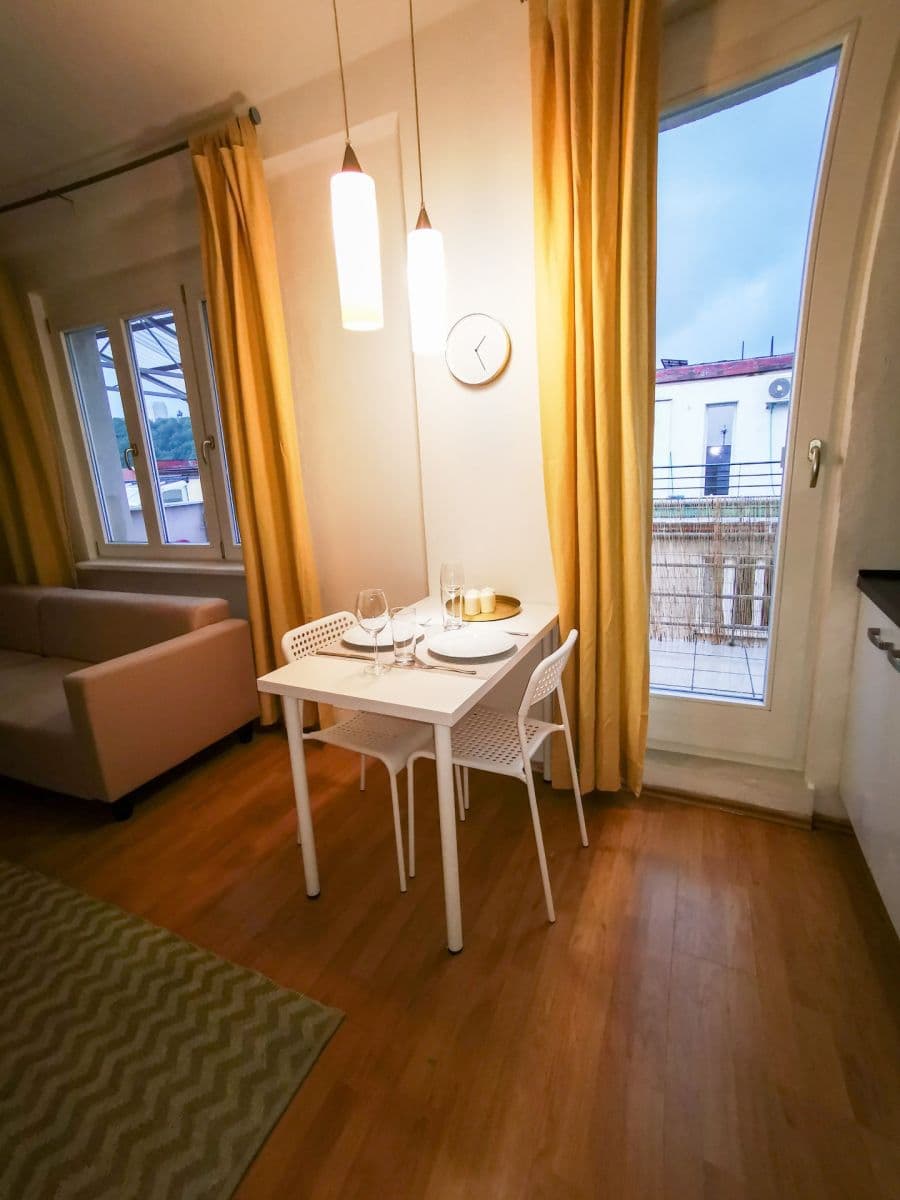 Pronájem bytu 1+kk 27 m², Za Poříčskou bránou, Praha, Praha Pronájem bytu 1+kk 27 m², Za Poříčskou bránou, Praha, Praha