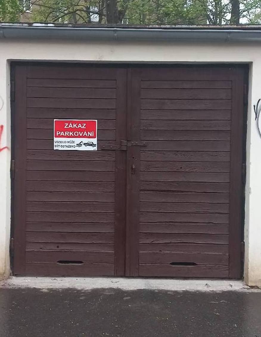 Pronájem garáže 17 m², Bajkalská, Praha, Praha Pronájem garáže 17 m², Bajkalská, Praha, Praha