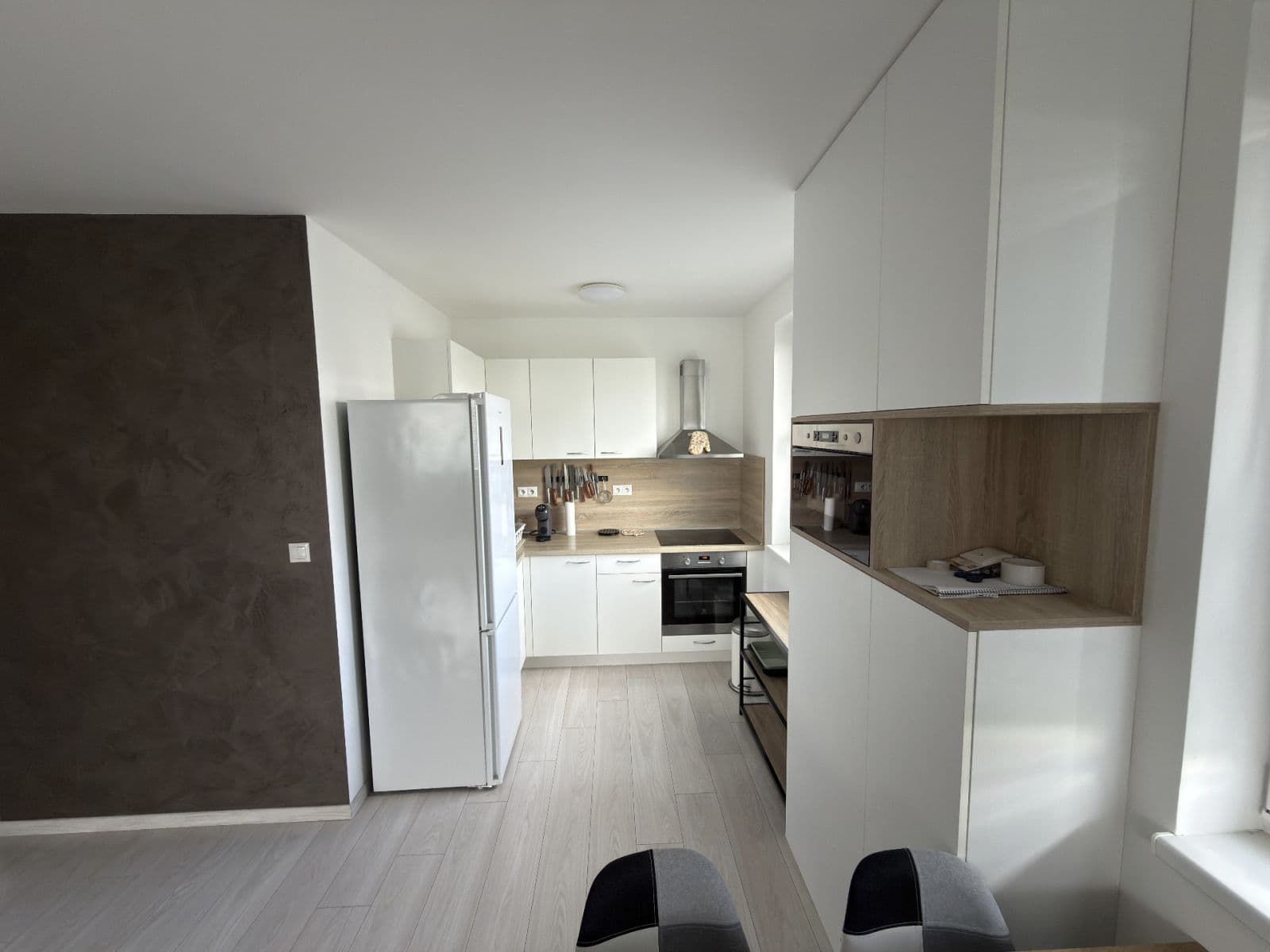 Pronájem bytu 2+1 54 m², Uzbecká, Podunajské Biskupice, Bratislavský kraj Pronájem bytu 2+1 54 m², Uzbecká, Podunajské Biskupice, Bratislavský kraj