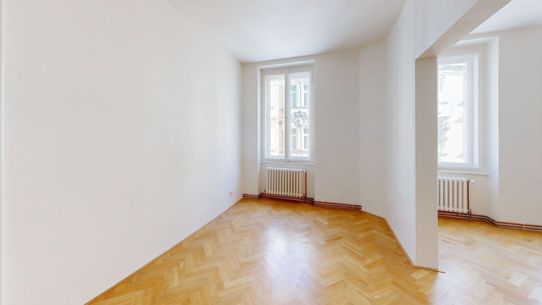 Pronájem bytu 3+1 142 m², Melantrichova, Praha, Praha Pronájem bytu 3+1 142 m², Melantrichova, Praha, Praha
