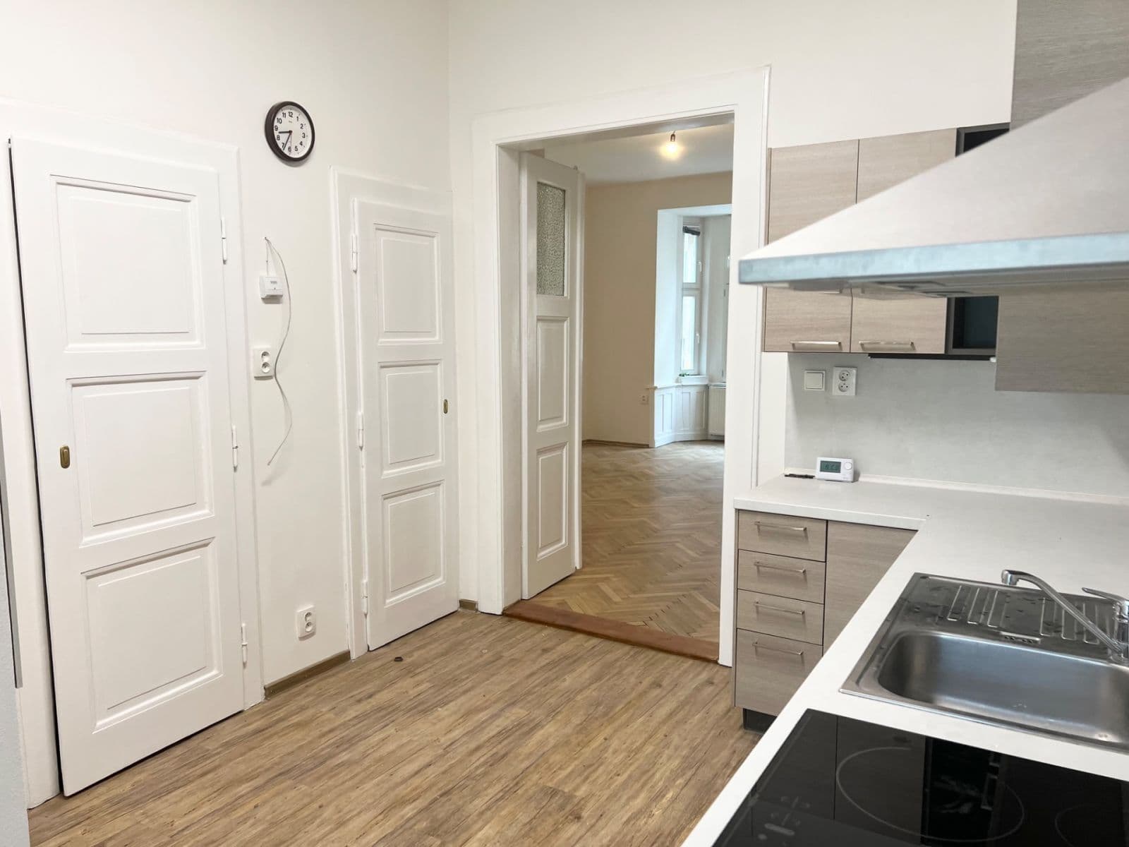 Pronájem bytu 3+1 85 m², Slovinská, Praha, Praha Pronájem bytu 3+1 85 m², Slovinská, Praha, Praha