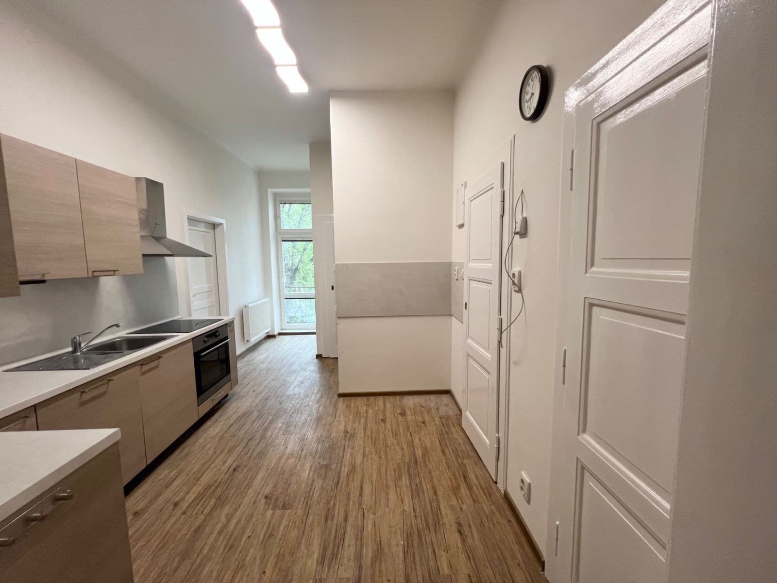 Pronájem bytu 3+1 85 m², Slovinská, Praha, Praha Pronájem bytu 3+1 85 m², Slovinská, Praha, Praha