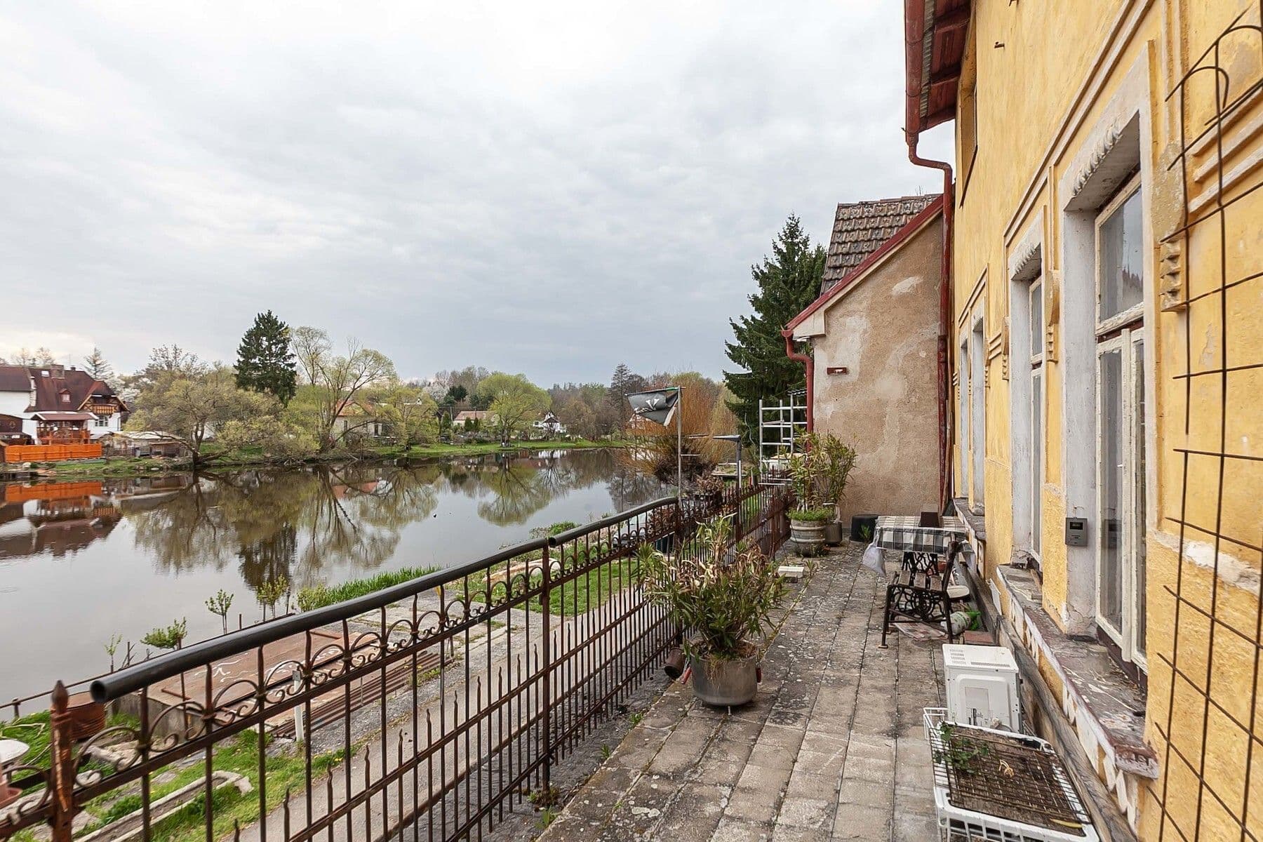 Prodej domu 200 m², pozemek 92 m², Kácov, Středočeský kraj Prodej domu 200 m², pozemek 92 m², Kácov, Středočeský kraj