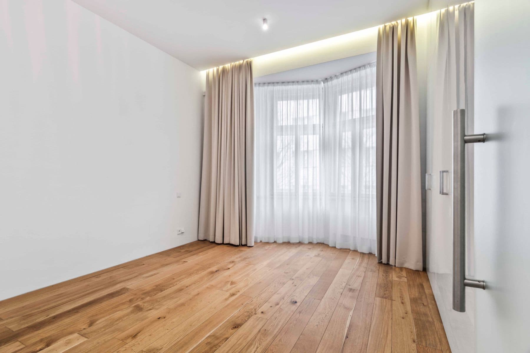 Pronájem bytu 3+kk 116 m², Laubova, Praha, Praha Pronájem bytu 3+kk 116 m², Laubova, Praha, Praha