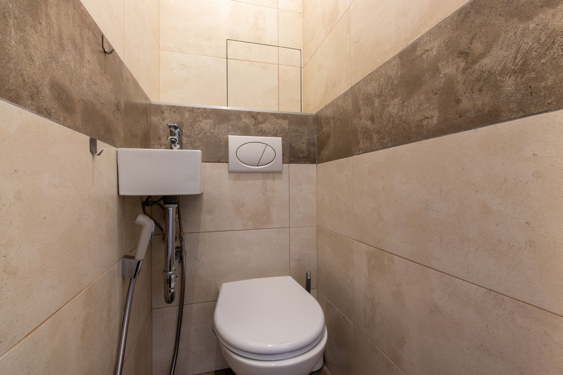 Pronájem bytu 3+1 64 m², Na Petřinách, Praha, Praha Pronájem bytu 3+1 64 m², Na Petřinách, Praha, Praha