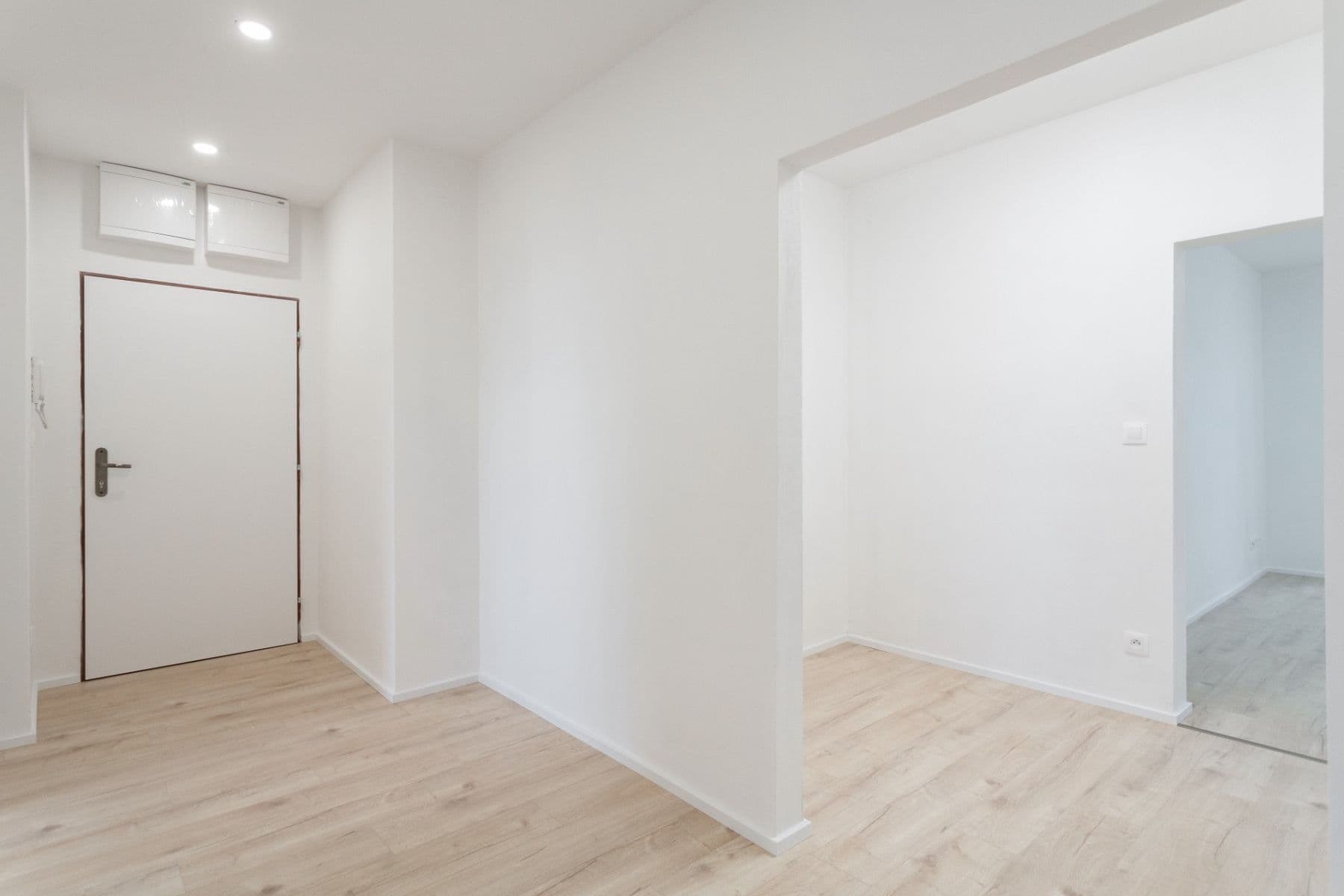 Prodej bytu 3+kk 66 m², Patočkova, Praha, Praha Prodej bytu 3+kk 66 m², Patočkova, Praha, Praha