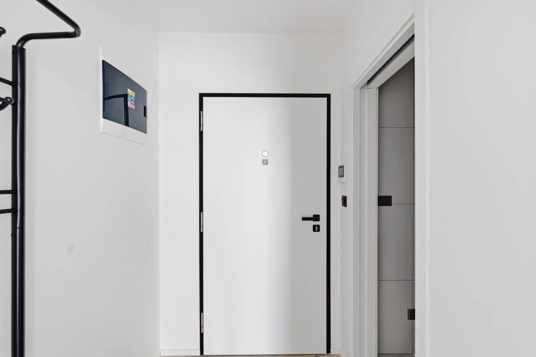 Pronájem bytu 1+kk 23 m², Krymská, Praha, Praha Pronájem bytu 1+kk 23 m², Krymská, Praha, Praha