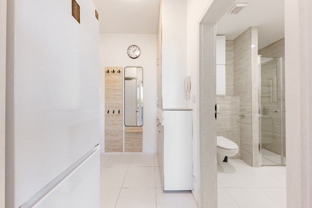 Prodej bytu 2+kk 36 m², Dragounská, Praha, Praha Prodej bytu 2+kk 36 m², Dragounská, Praha, Praha