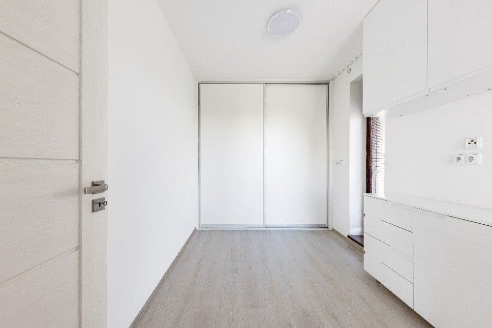 Prodej bytu 2+kk 36 m², Dragounská, Praha, Praha Prodej bytu 2+kk 36 m², Dragounská, Praha, Praha