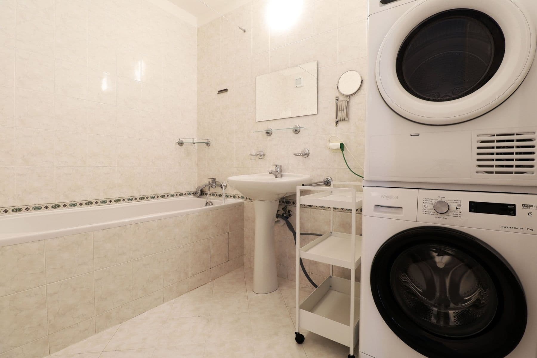 Pronájem bytu 3+kk 79 m², Drahobejlova, Praha, Praha Pronájem bytu 3+kk 79 m², Drahobejlova, Praha, Praha