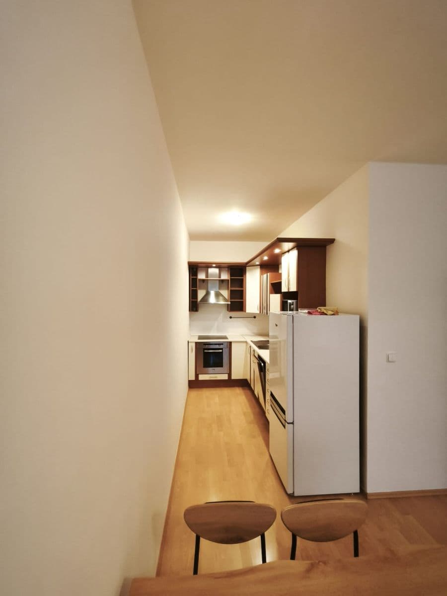 Pronájem bytu 2+kk 49 m², Sokolovská, Čelákovice, Středočeský kraj Pronájem bytu 2+kk 49 m², Sokolovská, Čelákovice, Středočeský kraj