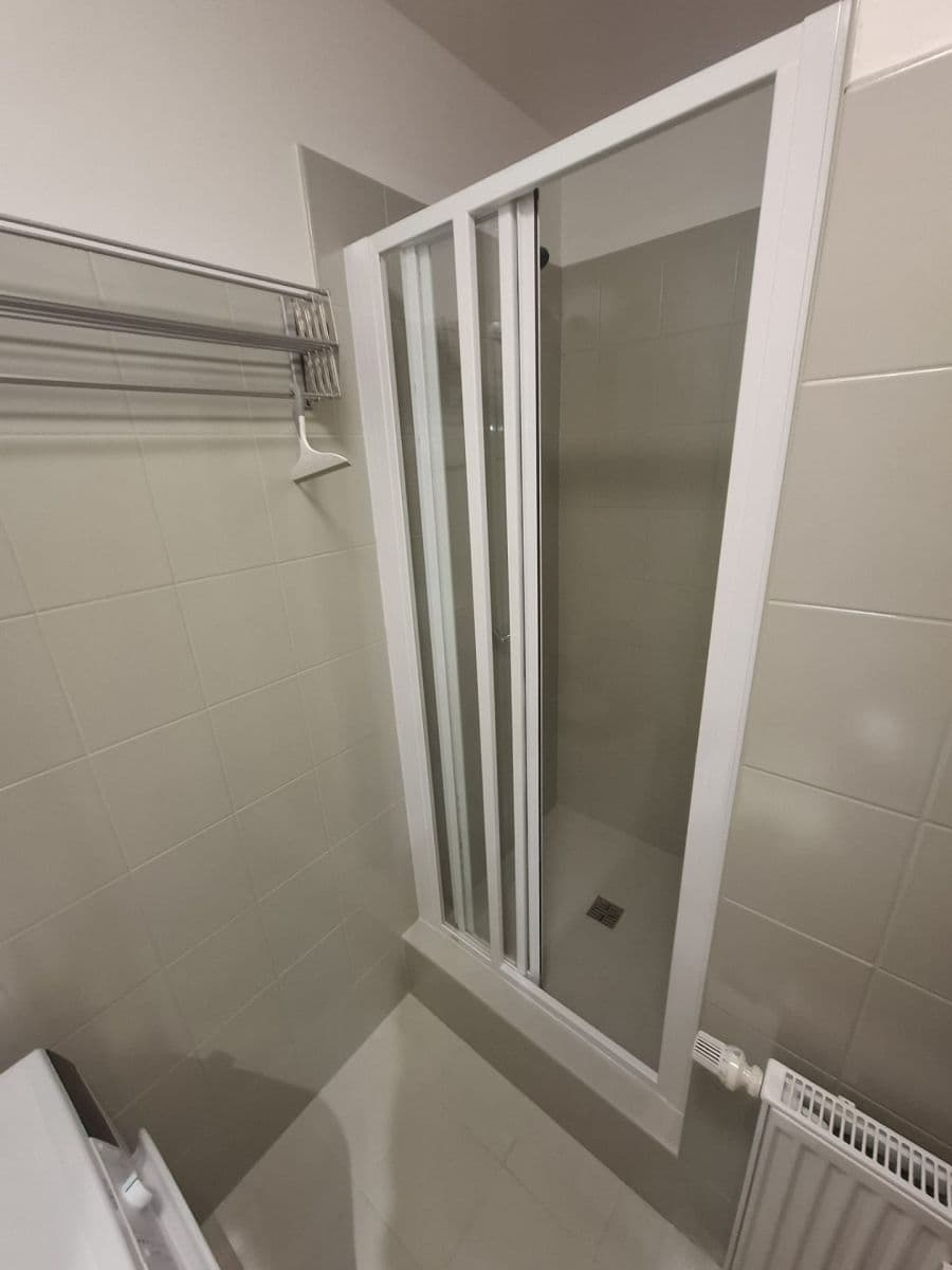 Pronájem bytu 2+kk 49 m², Sokolovská, Čelákovice, Středočeský kraj Pronájem bytu 2+kk 49 m², Sokolovská, Čelákovice, Středočeský kraj