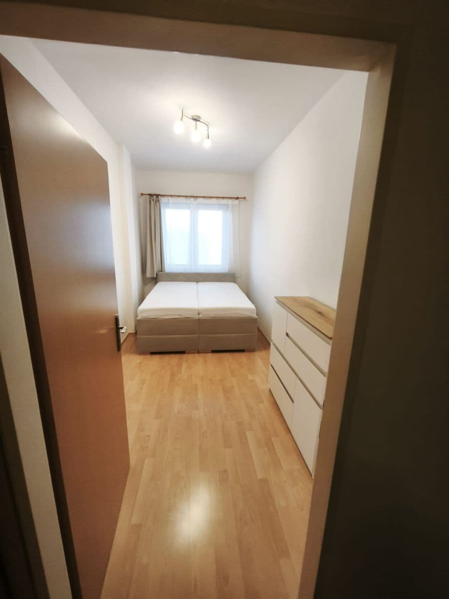 Pronájem bytu 2+kk 49 m², Sokolovská, Čelákovice, Středočeský kraj Pronájem bytu 2+kk 49 m², Sokolovská, Čelákovice, Středočeský kraj