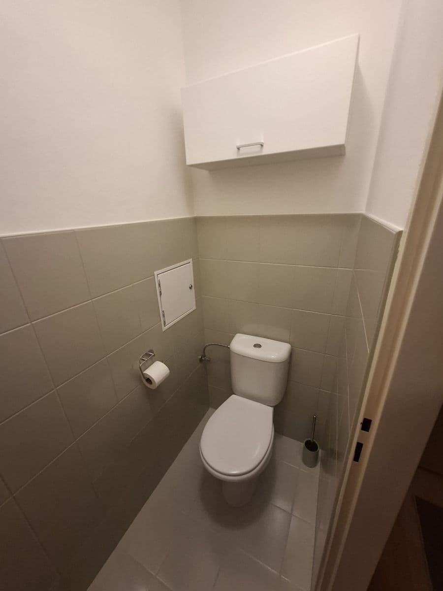 Pronájem bytu 2+kk 49 m², Sokolovská, Čelákovice, Středočeský kraj Pronájem bytu 2+kk 49 m², Sokolovská, Čelákovice, Středočeský kraj