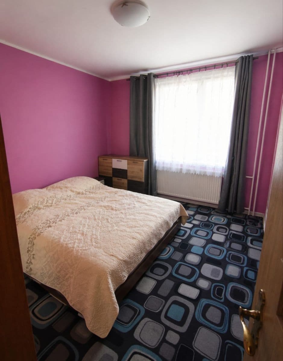 Prodej bytu 3+1 79 m², Bzenecká, Plzeň, Plzeňský kraj Prodej bytu 3+1 79 m², Bzenecká, Plzeň, Plzeňský kraj
