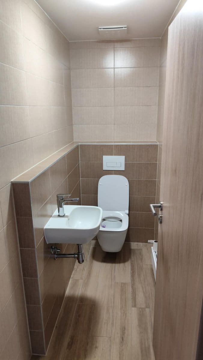 Prodej bytu 2+kk 66 m², Lázeňská, Slaný, Středočeský kraj Prodej bytu 2+kk 66 m², Lázeňská, Slaný, Středočeský kraj