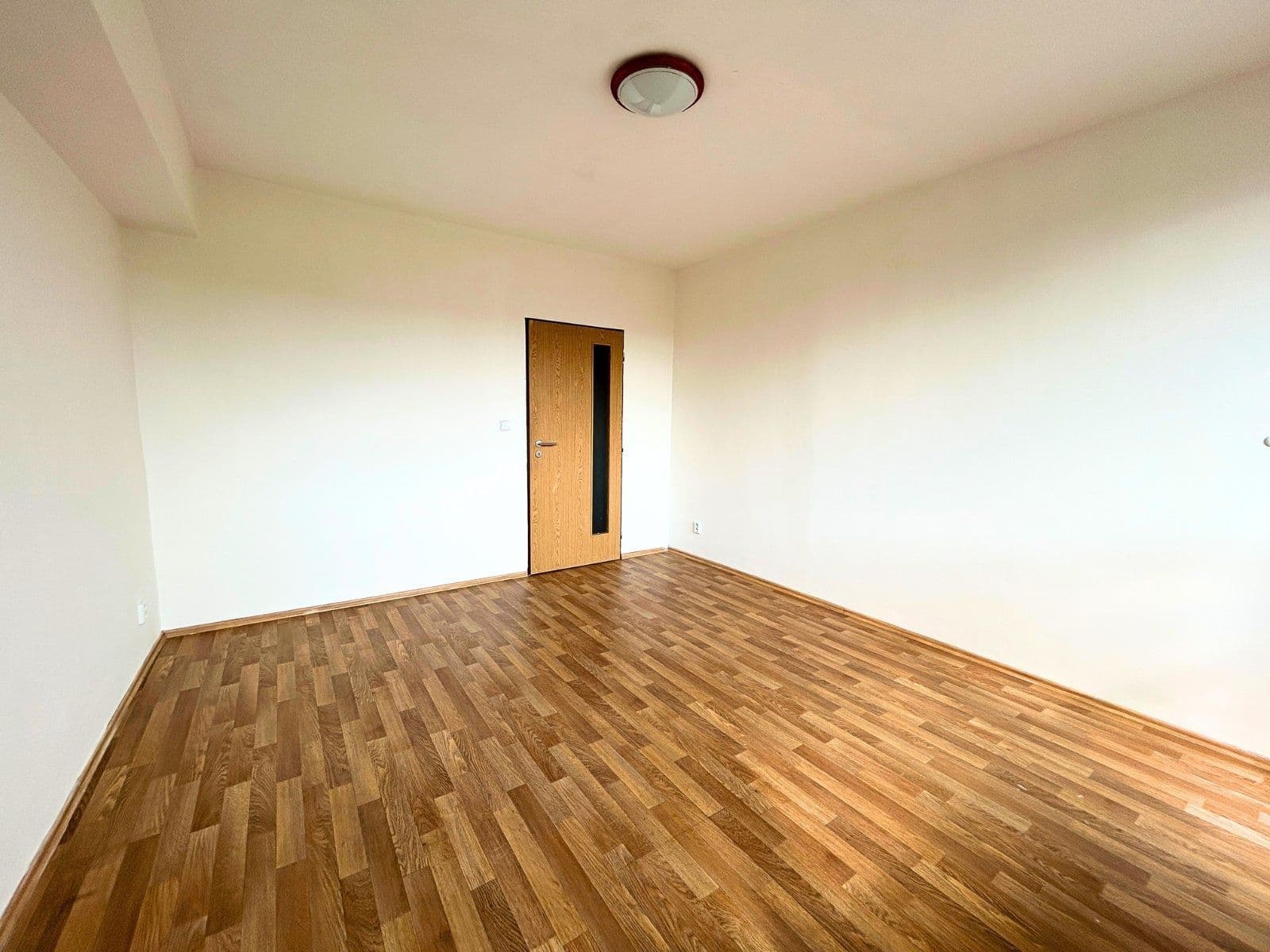 Pronájem bytu 3+1 71 m², 17. listopadu, Mladá Boleslav, Středočeský kraj Pronájem bytu 3+1 71 m², 17. listopadu, Mladá Boleslav, Středočeský kraj