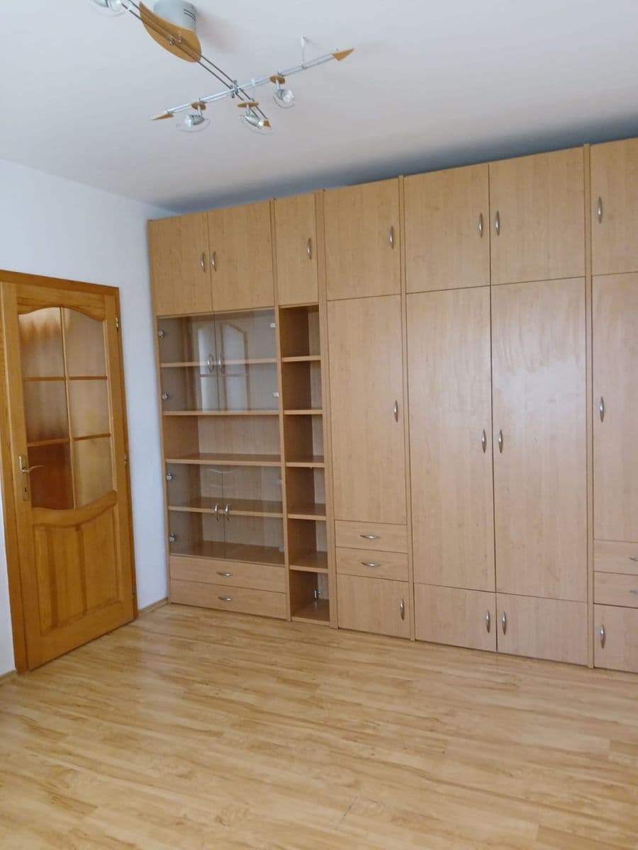 Pronájem bytu 1+1 32 m², Tůmy Přeloučského, Přelouč, Pardubický kraj Pronájem bytu 1+1 32 m², Tůmy Přeloučského, Přelouč, Pardubický kraj