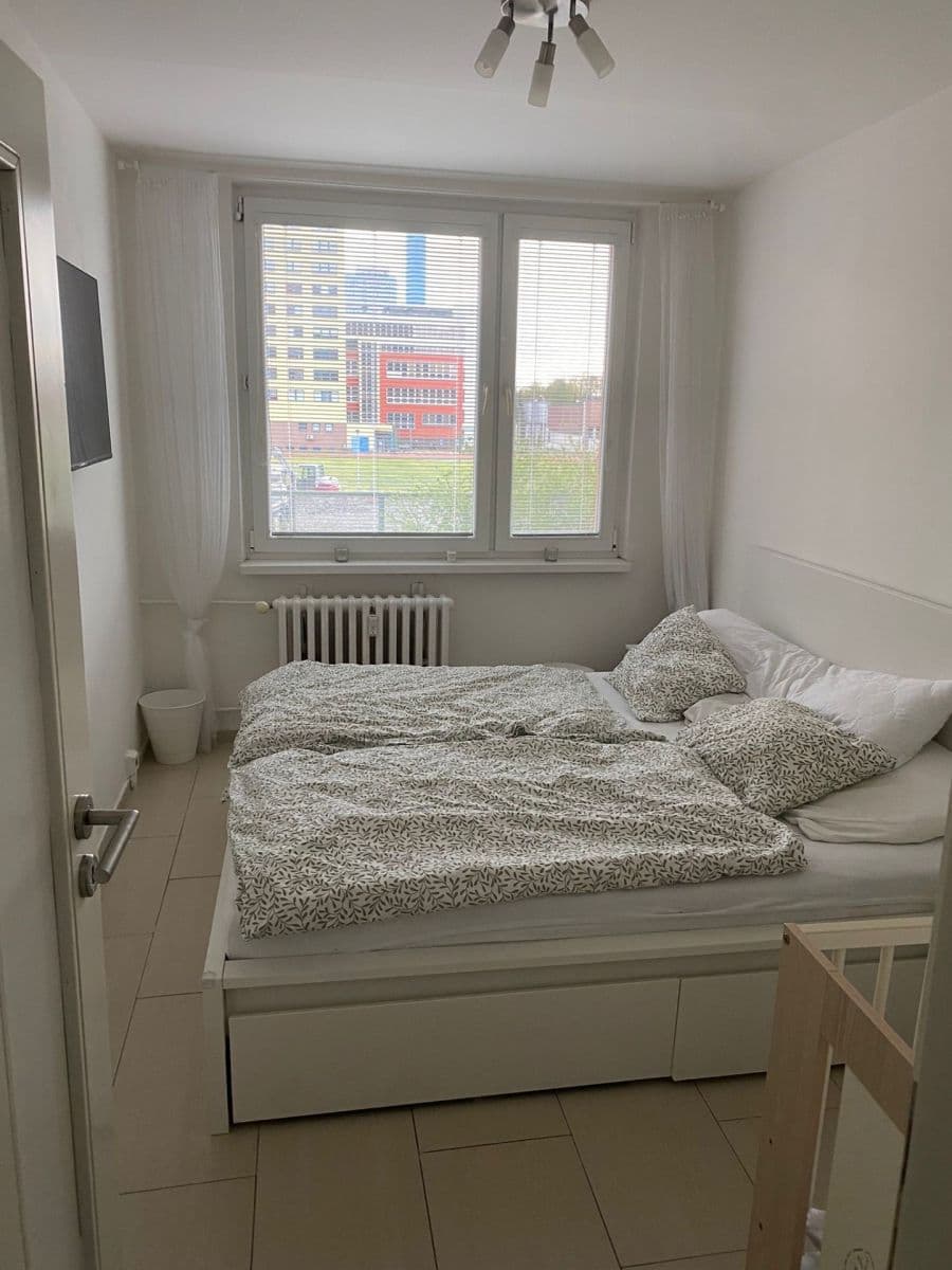 Pronájem bytu 2+kk 43 m², Ve Lhotce, Praha, Praha Pronájem bytu 2+kk 43 m², Ve Lhotce, Praha, Praha