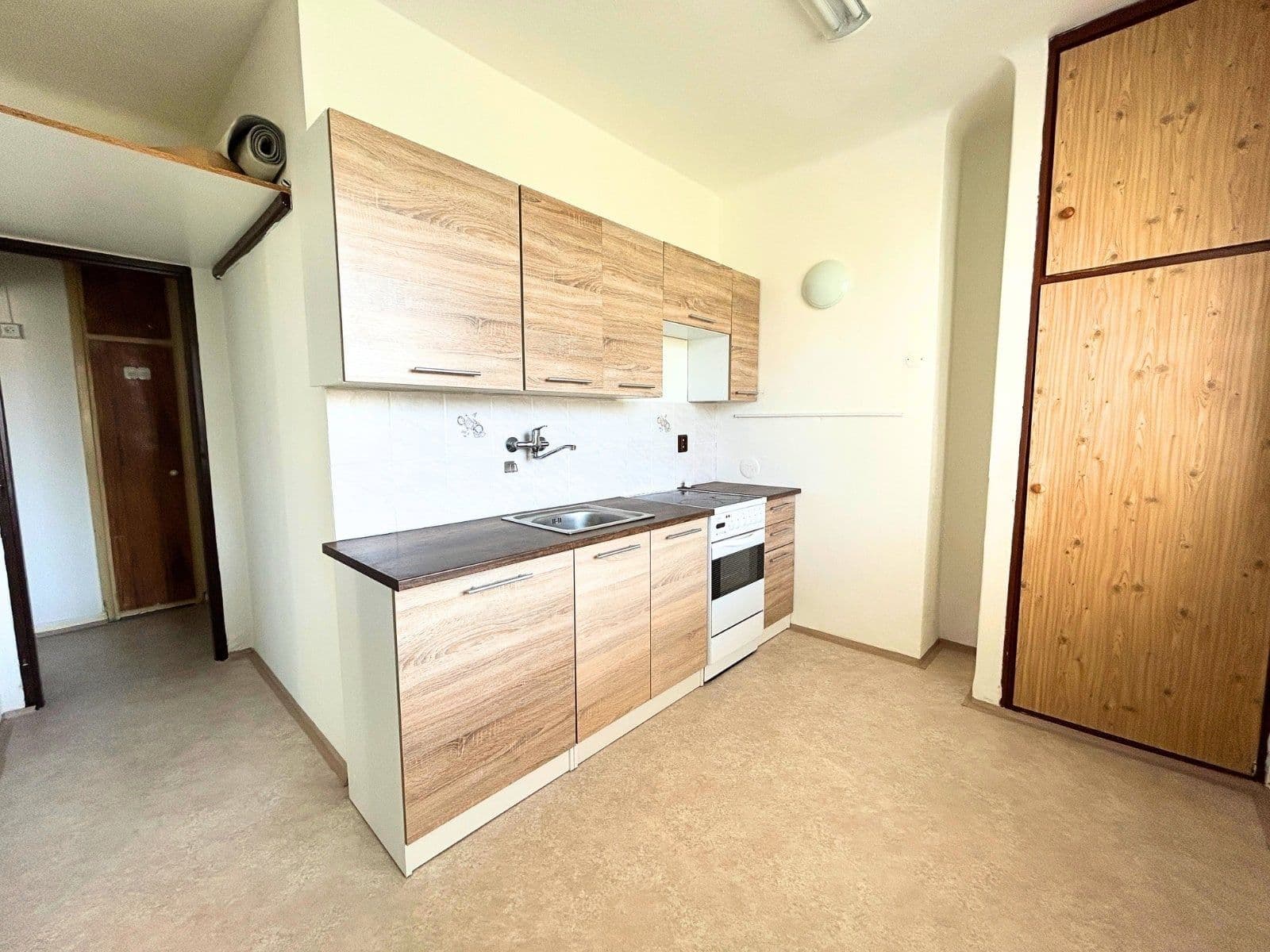 Pronájem bytu 2+1 52 m², Jílovská, Týnec nad Sázavou, Středočeský kraj Pronájem bytu 2+1 52 m², Jílovská, Týnec nad Sázavou, Středočeský kraj