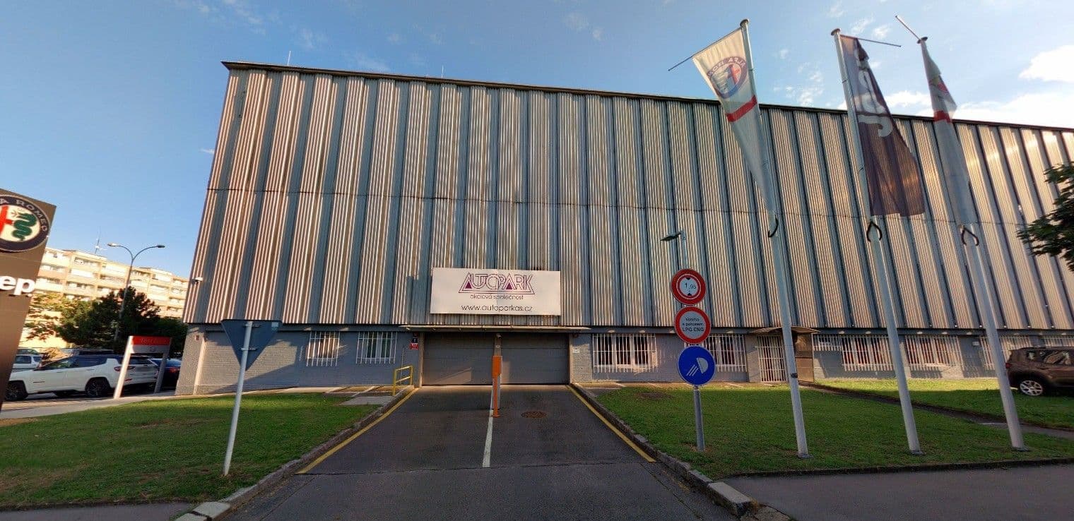 Pronájem garáže 15 m², Praha, Praha Pronájem garáže 15 m², Praha, Praha