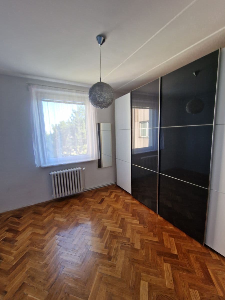 Pronájem bytu 3+1 74 m², Náves Svobody, Olomouc, Olomoucký kraj Pronájem bytu 3+1 74 m², Náves Svobody, Olomouc, Olomoucký kraj