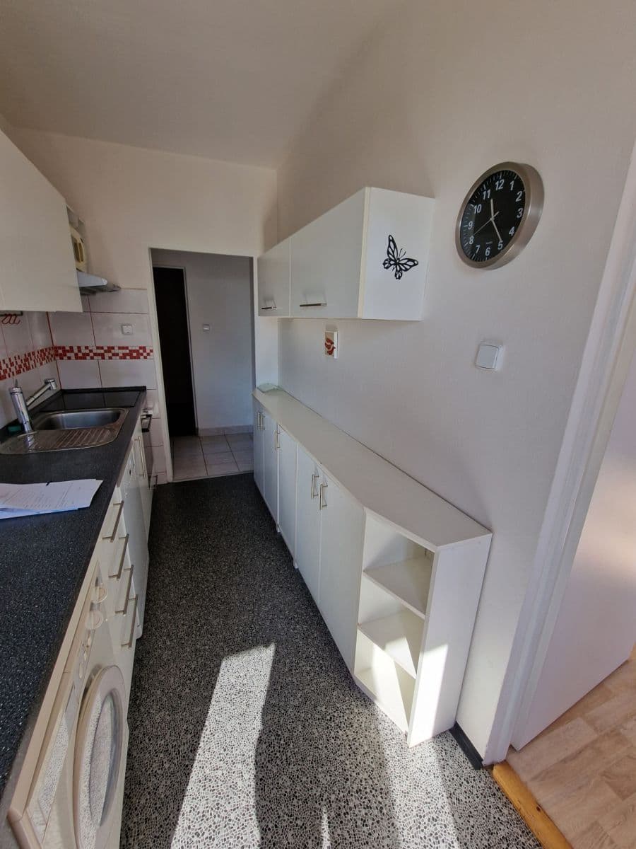 Pronájem bytu 3+1 74 m², Náves Svobody, Olomouc, Olomoucký kraj Pronájem bytu 3+1 74 m², Náves Svobody, Olomouc, Olomoucký kraj