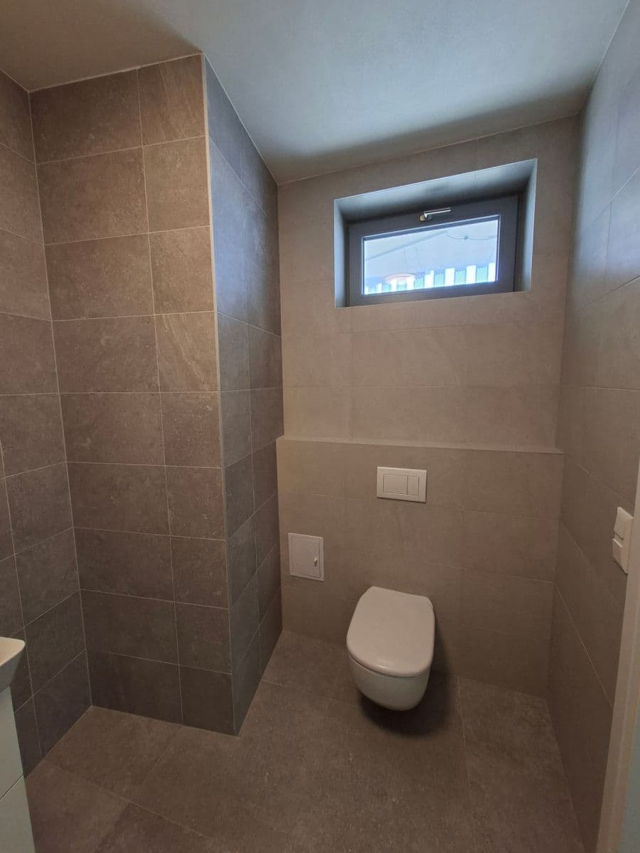 Pronájem bytu 1+kk 42 m², Řepova, Brno, Jihomoravský kraj Pronájem bytu 1+kk 42 m², Řepova, Brno, Jihomoravský kraj