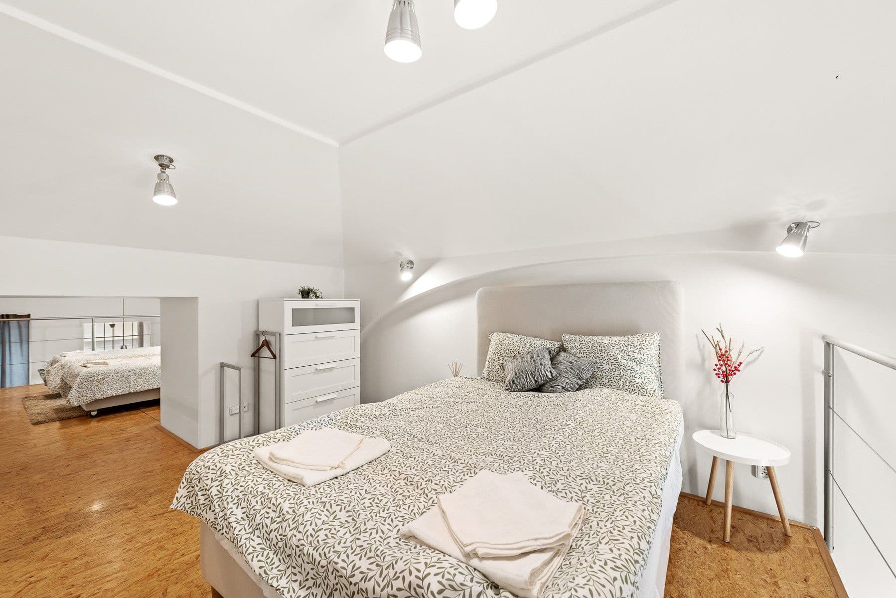 Prodej bytu 2+kk 45 m², Na Valentince, Praha, Praha Prodej bytu 2+kk 45 m², Na Valentince, Praha, Praha