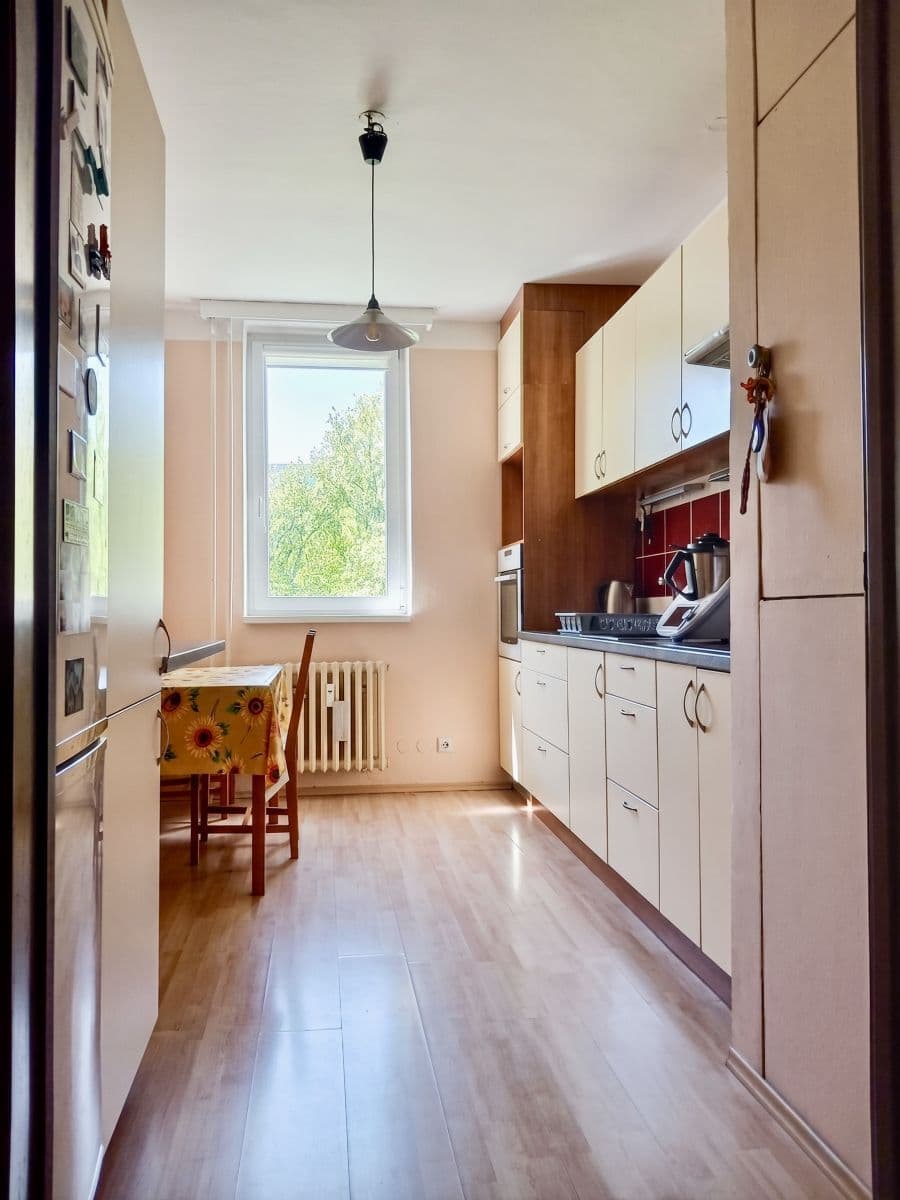 Prodej bytu 1+1 43 m², Kubištova, Praha, Praha Prodej bytu 1+1 43 m², Kubištova, Praha, Praha