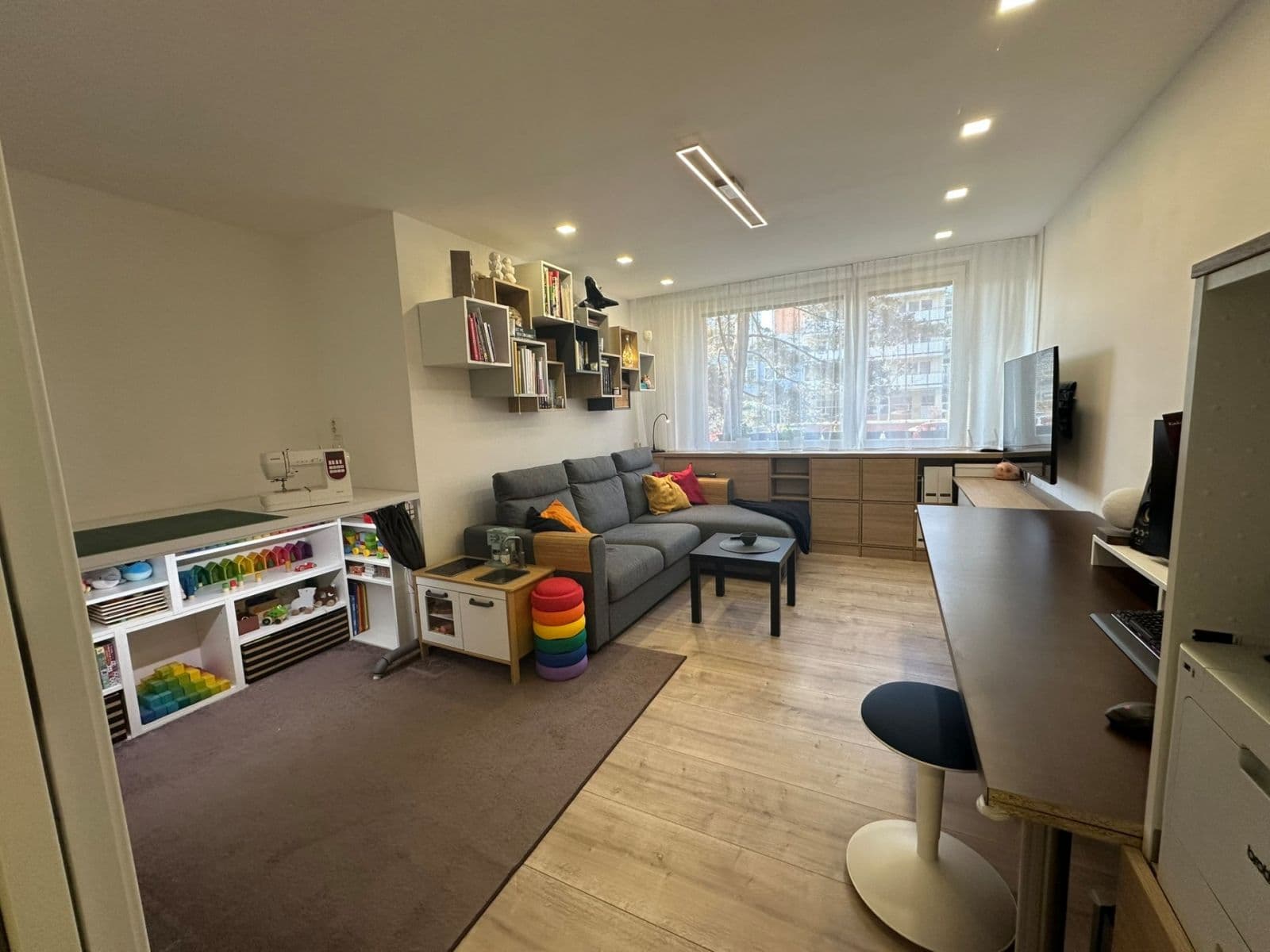 Prodej bytu 2+kk 50 m², Veronské náměstí, Praha, Praha Prodej bytu 2+kk 50 m², Veronské náměstí, Praha, Praha