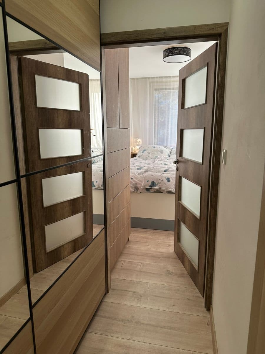 Prodej bytu 2+kk 50 m², Veronské náměstí, Praha, Praha Prodej bytu 2+kk 50 m², Veronské náměstí, Praha, Praha