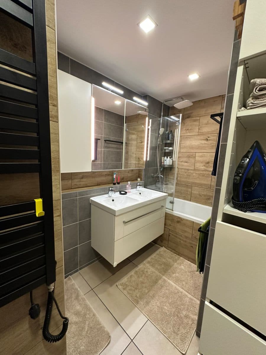 Prodej bytu 2+kk 50 m², Veronské náměstí, Praha, Praha Prodej bytu 2+kk 50 m², Veronské náměstí, Praha, Praha