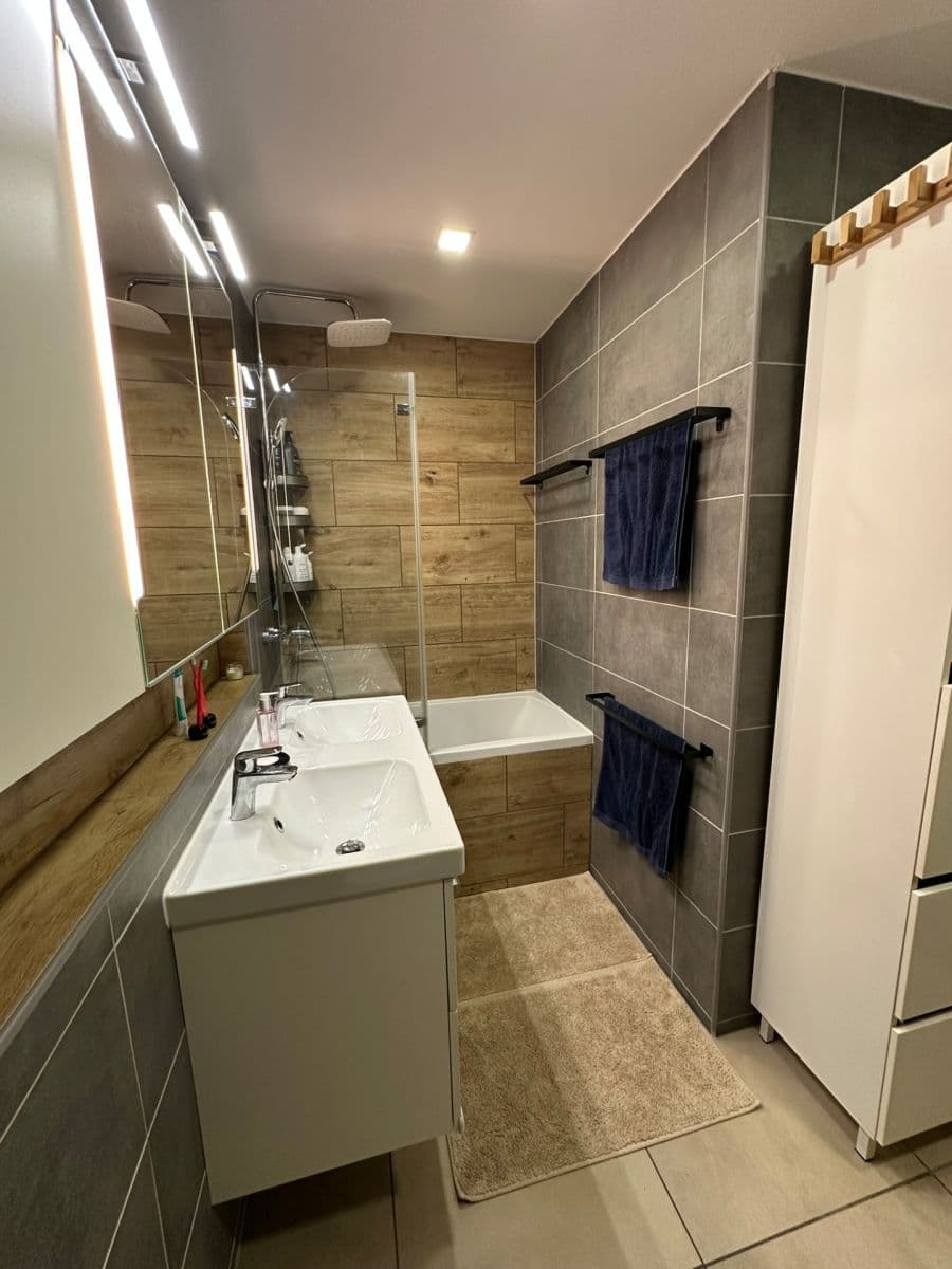 Prodej bytu 2+kk 50 m², Veronské náměstí, Praha, Praha Prodej bytu 2+kk 50 m², Veronské náměstí, Praha, Praha