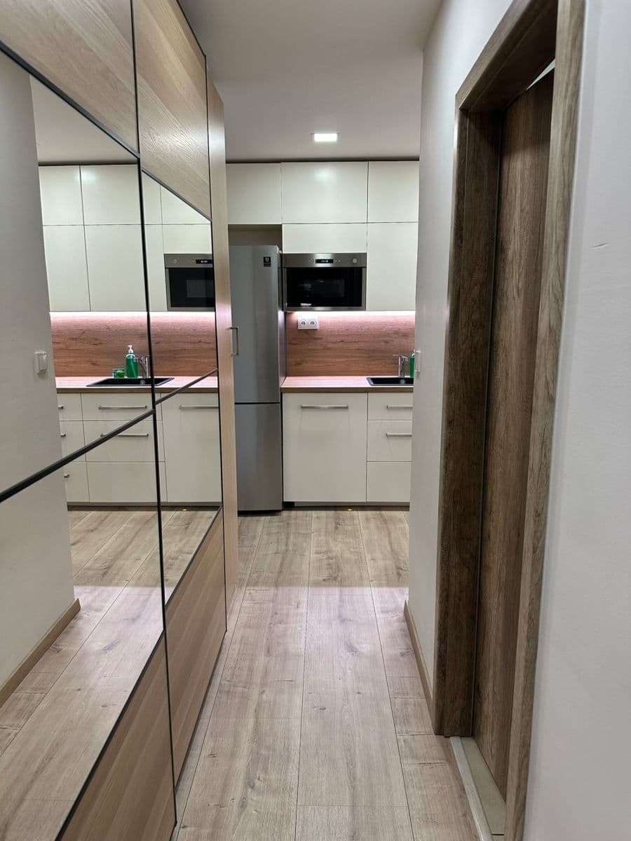 Prodej bytu 2+kk 50 m², Veronské náměstí, Praha, Praha Prodej bytu 2+kk 50 m², Veronské náměstí, Praha, Praha