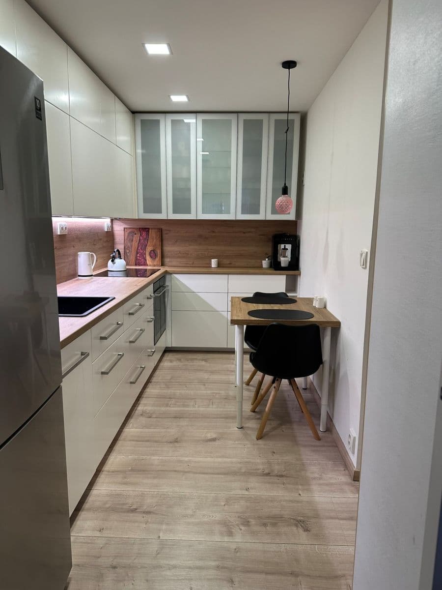 Prodej bytu 2+kk 50 m², Veronské náměstí, Praha, Praha Prodej bytu 2+kk 50 m², Veronské náměstí, Praha, Praha