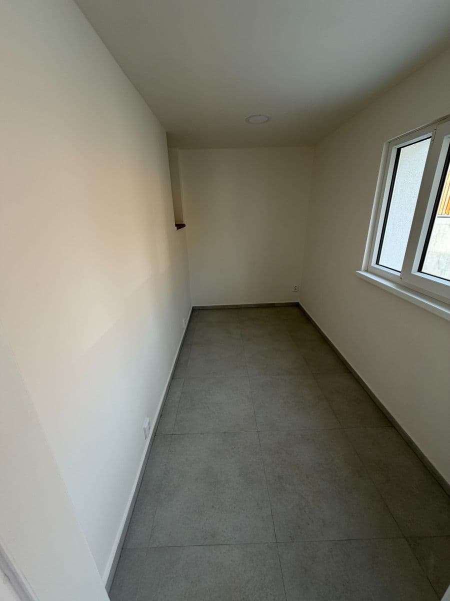 Pronájem bytu 3+kk 64 m², Pod Labuťkou, Praha, Praha Pronájem bytu 3+kk 64 m², Pod Labuťkou, Praha, Praha