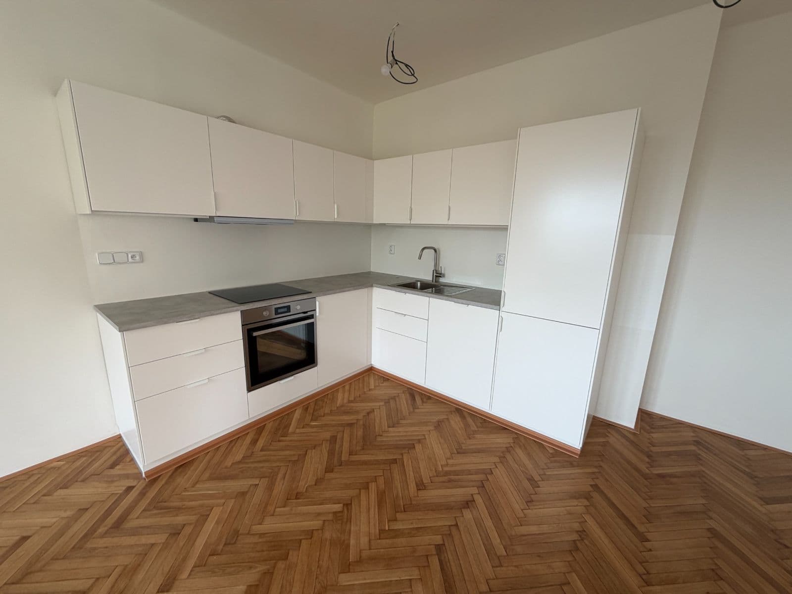 Pronájem bytu 3+kk 64 m², Pod Labuťkou, Praha, Praha Pronájem bytu 3+kk 64 m², Pod Labuťkou, Praha, Praha