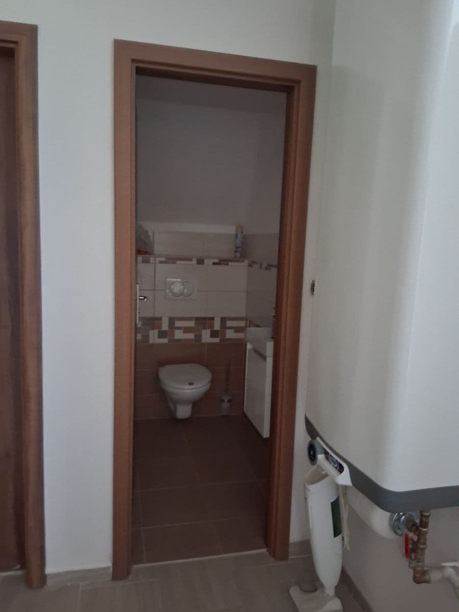 Pronájem bytu 3+1 100 m², Chudčice, Jihomoravský kraj Pronájem bytu 3+1 100 m², Chudčice, Jihomoravský kraj