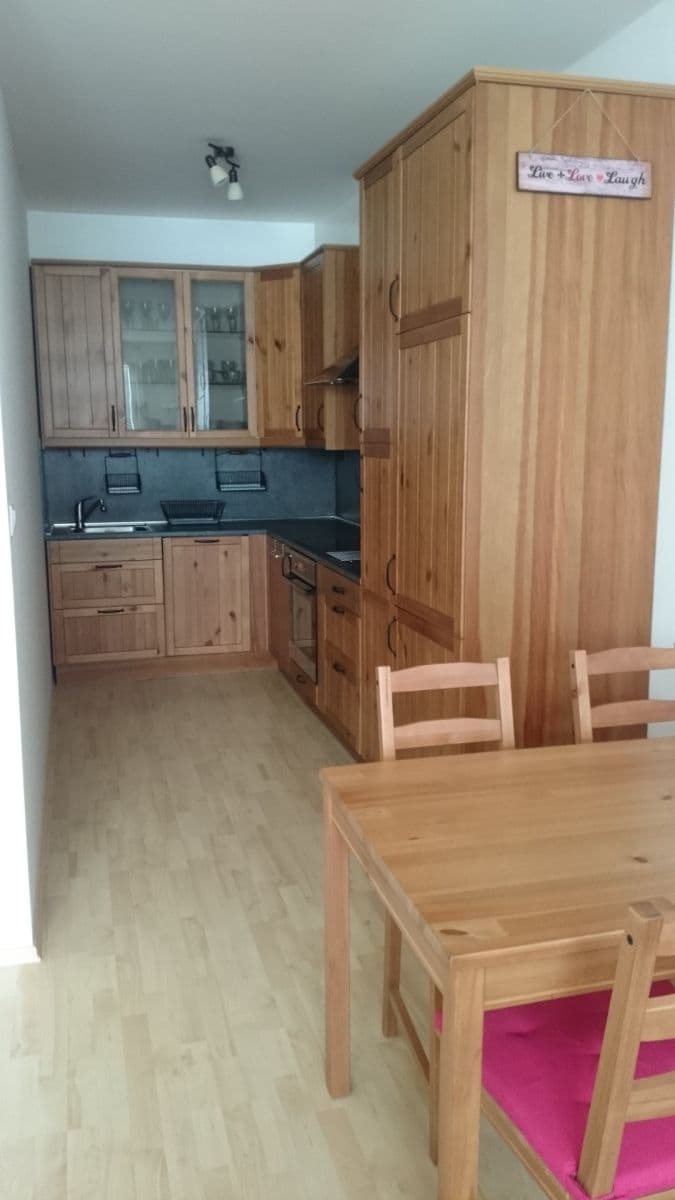Pronájem bytu 2+kk 55 m², U Hostavického potoka, Praha, Praha Pronájem bytu 2+kk 55 m², U Hostavického potoka, Praha, Praha