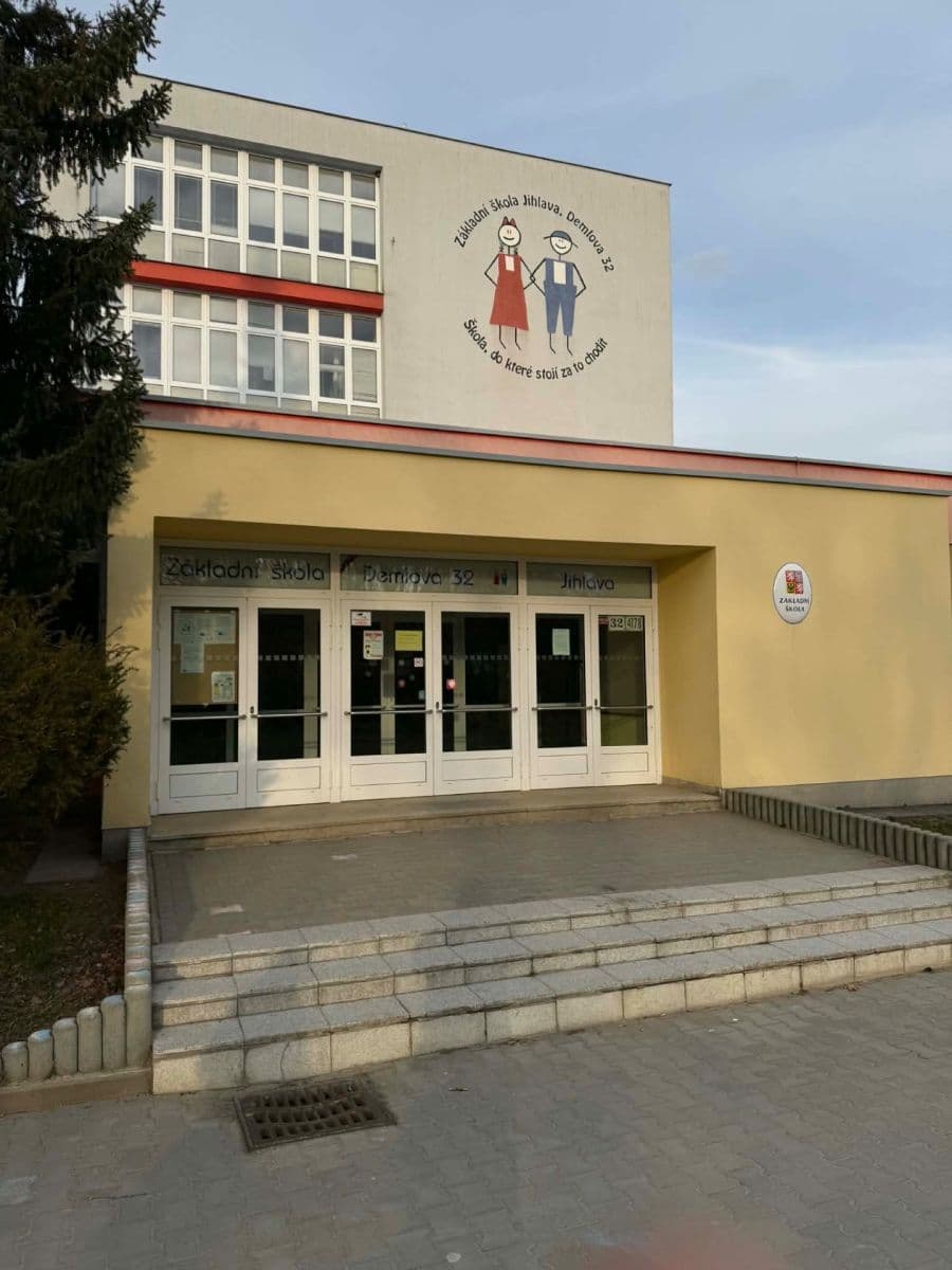 Prodej bytu 1+kk 30 m², Okružní, Jihlava, Kraj Vysočina Prodej bytu 1+kk 30 m², Okružní, Jihlava, Kraj Vysočina