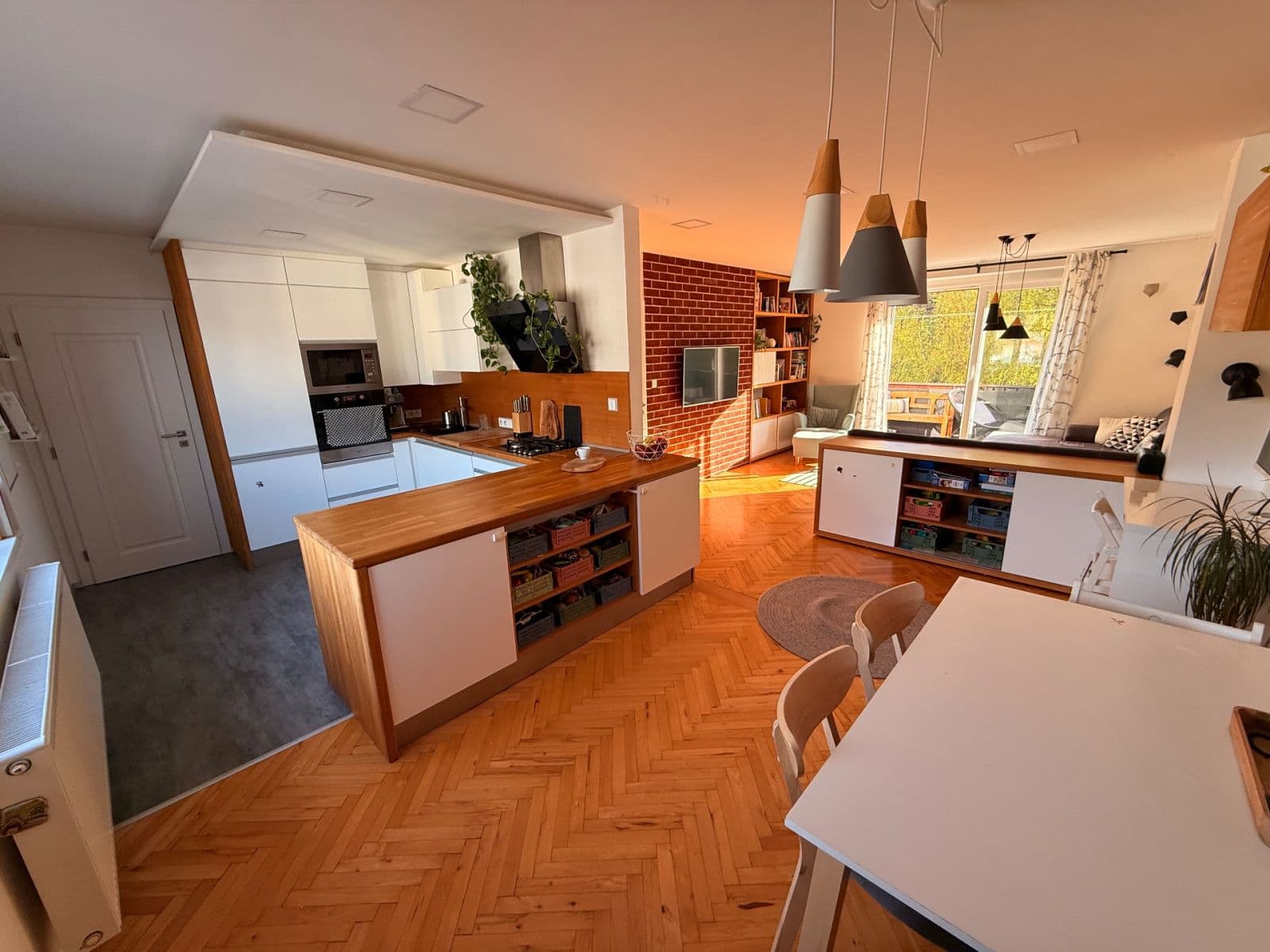 Prodej bytu 3+kk 88 m², Masarykova, Ústí nad Labem, Ústecký kraj Prodej bytu 3+kk 88 m², Masarykova, Ústí nad Labem, Ústecký kraj