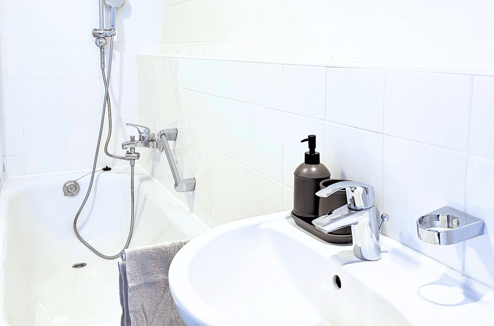 Pronájem bytu 2+1 73 m², Berlin, Berlín Pronájem bytu 2+1 73 m², Berlin, Berlín