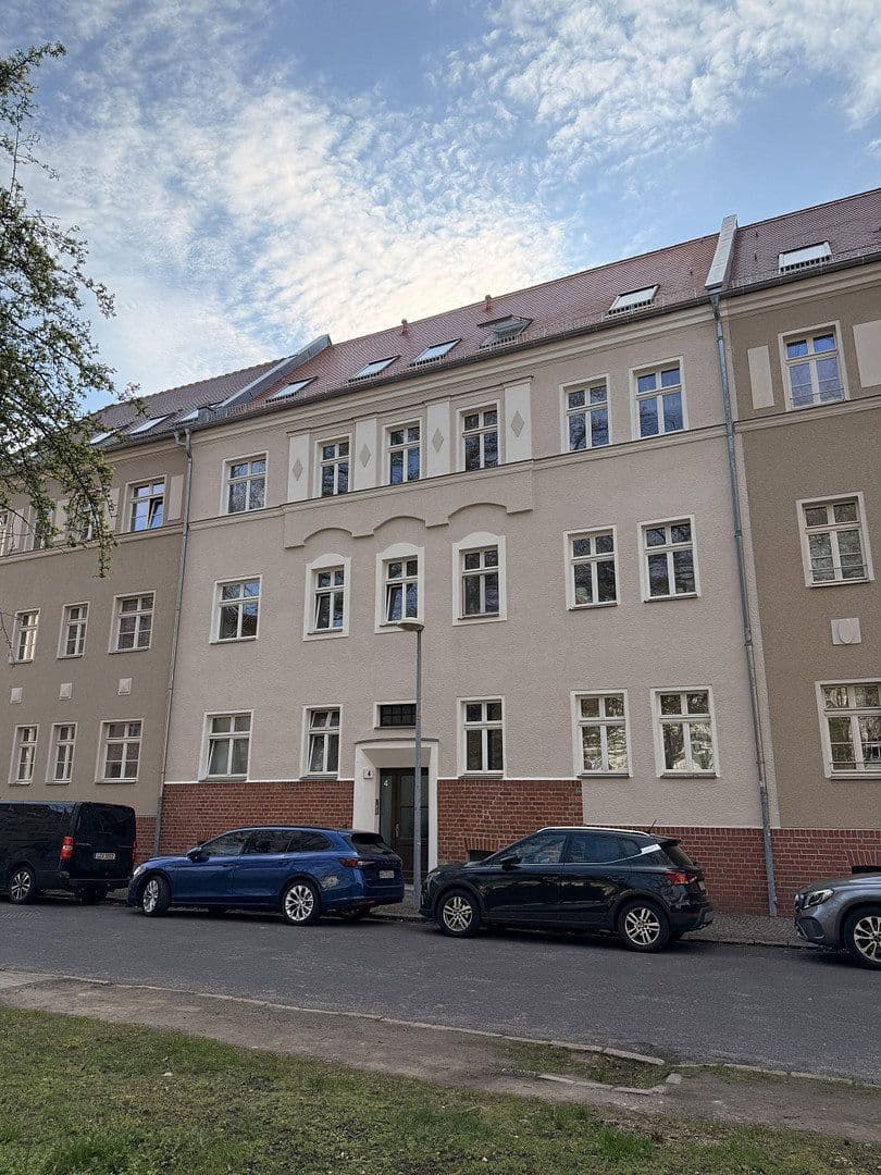 Pronájem bytu 3+1 75 m², Klingerplatz 4, Leipzig, Sasko Pronájem bytu 3+1 75 m², Klingerplatz 4, Leipzig, Sasko