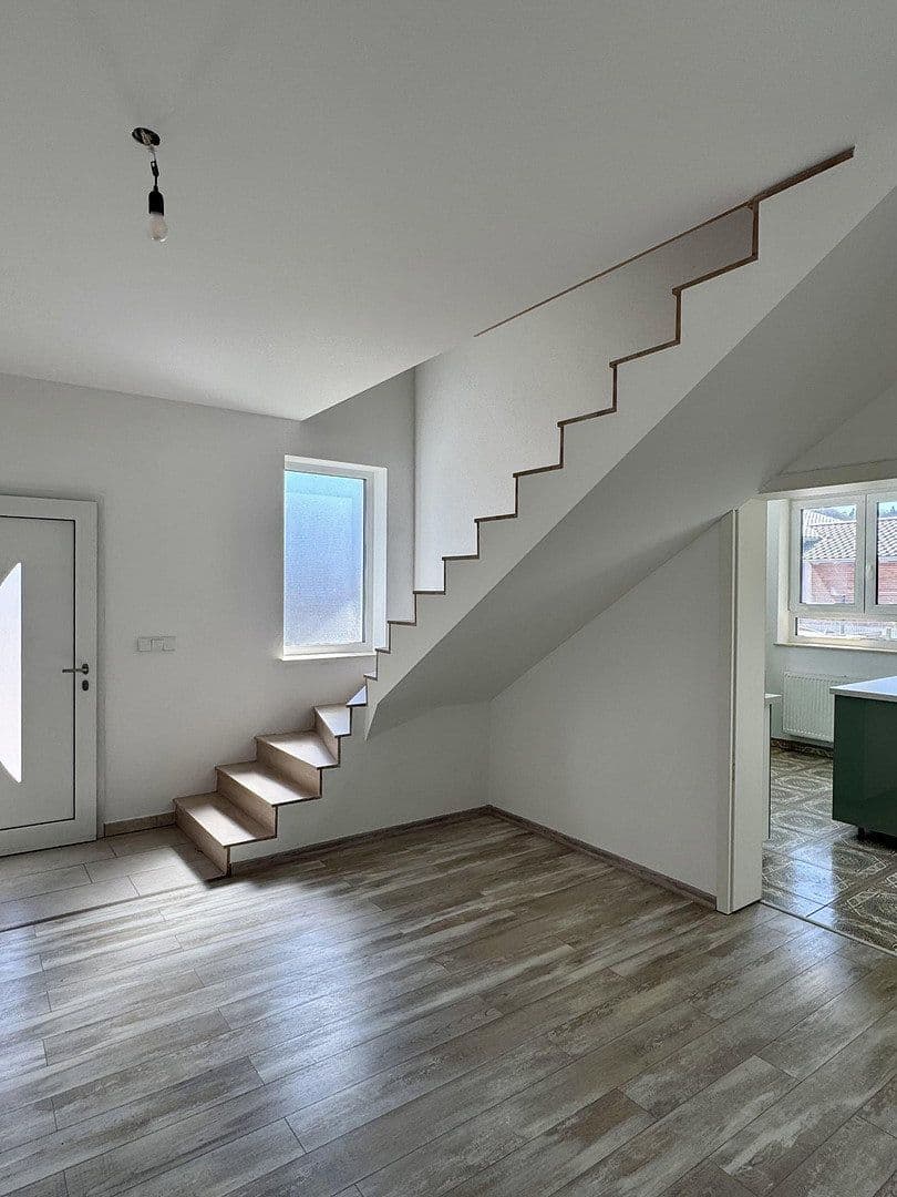 Prodej domu 167 m², pozemek 818 m², Ronsberg, Bavorsko Prodej domu 167 m², pozemek 818 m², Ronsberg, Bavorsko