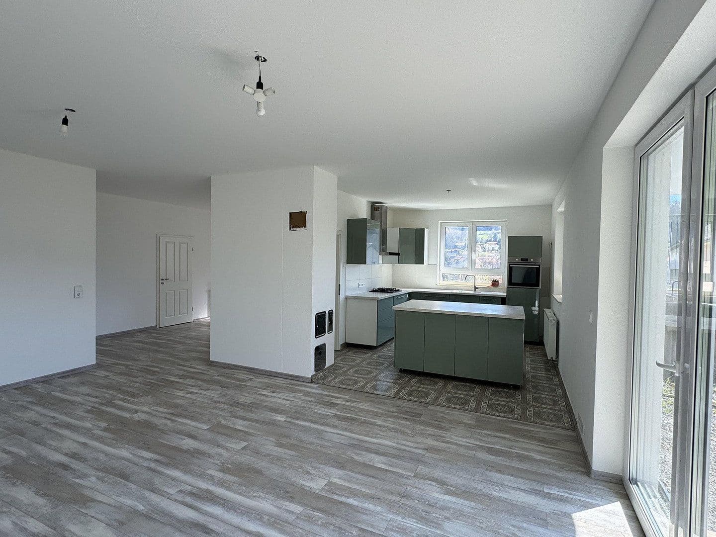 Prodej domu 167 m², pozemek 818 m², Ronsberg, Bavorsko Prodej domu 167 m², pozemek 818 m², Ronsberg, Bavorsko