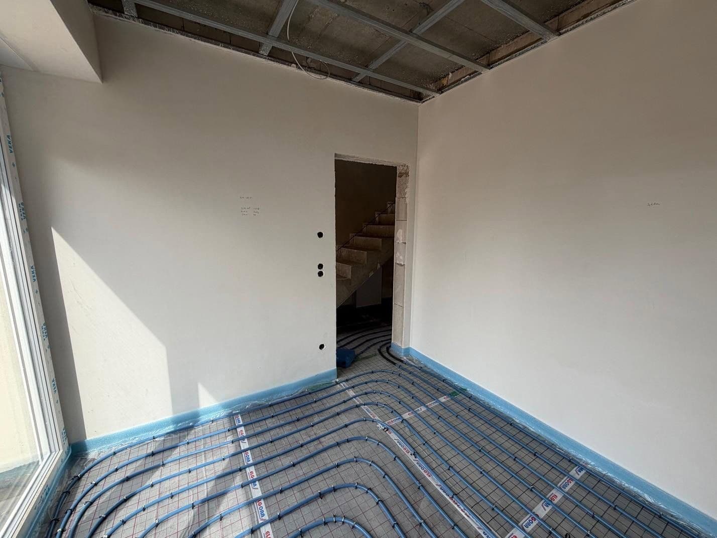 Pronájem bytu 4+1 96 m², Tremmener Straße 2, Nauen, Braniborsko Pronájem bytu 4+1 96 m², Tremmener Straße 2, Nauen, Braniborsko